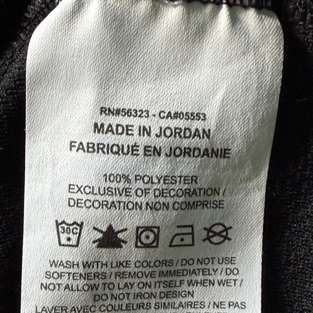 Nike T-Shirt Mens L DB4229-010 Black Dri-FIT Standard Fit Short Sleeve EUC